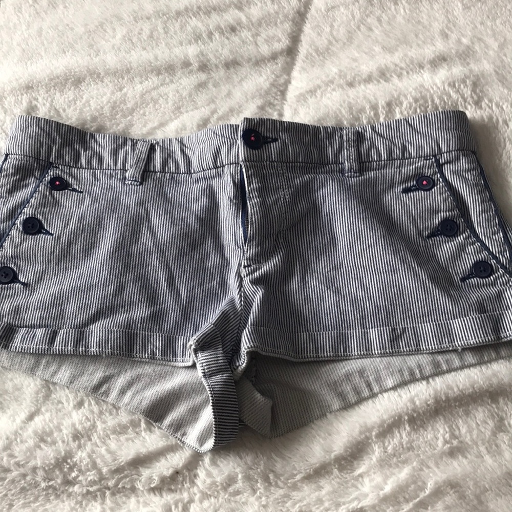 Stripped shorts white and blue with , blue buttons